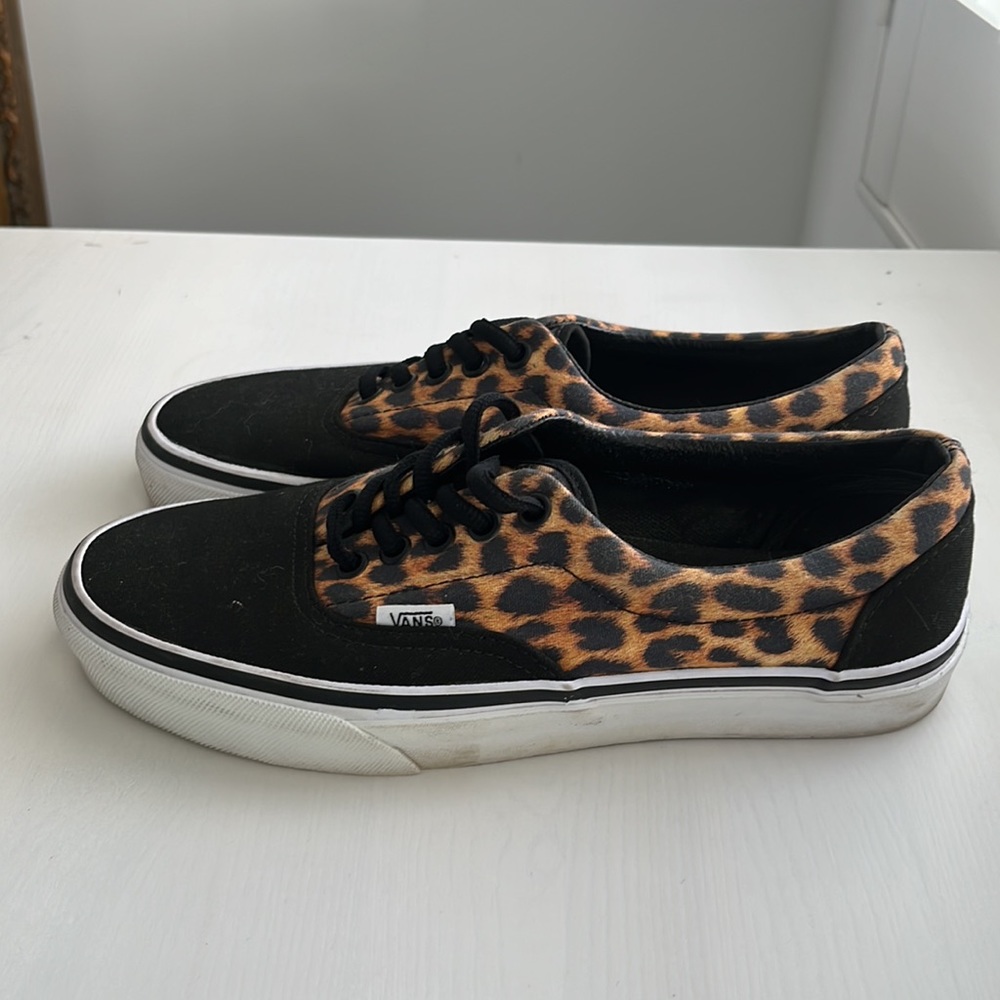 Leopard print vans shoes sneakers size 8